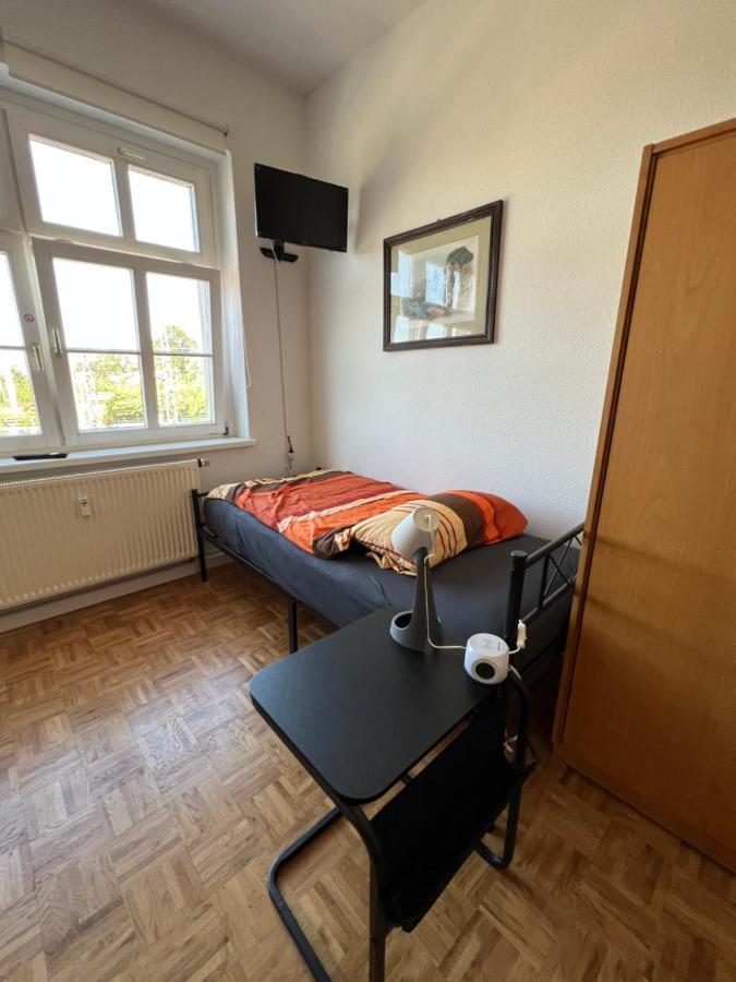 Sweet Home Inside Dresden Rooms Екстер'єр фото